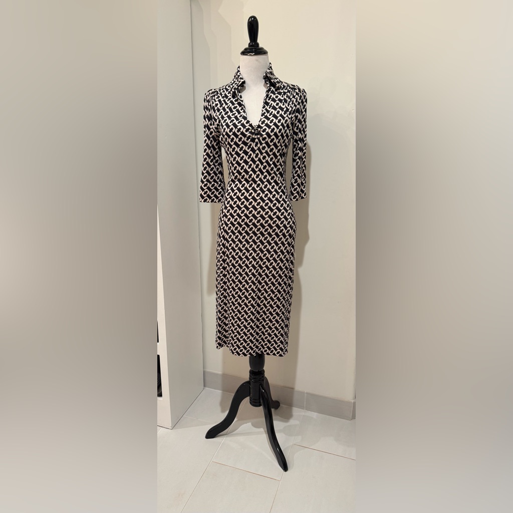Diane Von Furstenberg Black And White Chain Print Dress